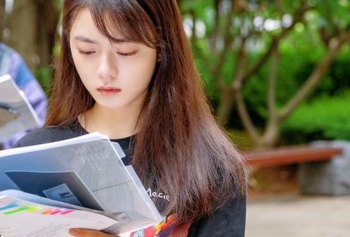 赵今麦娱乐圈吃瓜,揭秘明星幕后故事 第2张 赵今麦娱乐圈吃瓜,揭秘明星幕后故事 第2张